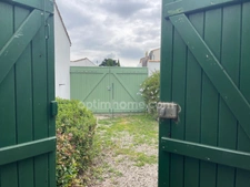 Maison avec dépendance et fort potentiel – RARE AU CALME !