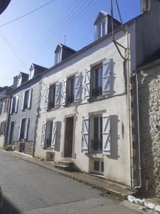 MORGAT, Le privilège rare du "tout à pied" : une pépite