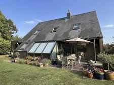 Coup de cœur : Maison en bois chaleureuse à deux pas de la plage de Morgat