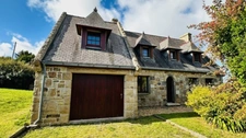 « Goulien – Charmante maison en pierre à deux pas de la plage »
