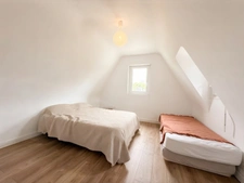 Charme Néo-Breton et Nature : Maison Familiale de 5 Chambres sur 8 000 m²