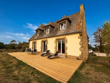 Charme Néo-Breton et Nature : Maison Familiale de 5 Chambres sur 8 000 m²