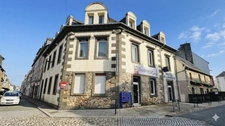 OPPORTUNITÉ COMMERCIALE & PATRIMONIALE UNIQUE AU CŒUR DE CROZON