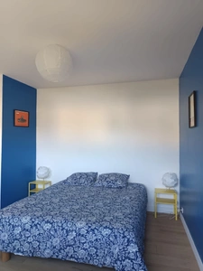 "CROZON LE FRET – Élégante maison traditionnelle avec vue dégagée sur le port"