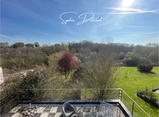 Maison avec 3 chambres de plain-pied, vue dégagée et grande terrasse 15 min Tours nord