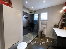 Maison avec 3 chambres de plain-pied, vue dégagée et grande terrasse 15 min Tours nord