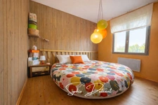 Maison avec 3 chambres de plain-pied, vue dégagée et grande terrasse 15 min Tours nord