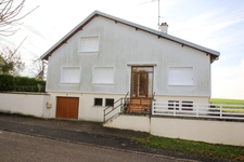 Grand pavillon familial 6 chambres 136 m² habitables avec sous-sol et vaste terrasse – Sivry-sur-Meuse 