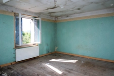 A proximité de la Belgique et du Luxembourg MAISON DE VILLAGE 5 PIECES  164 m² À RÉNOVER – BEAU POTENTIEL !