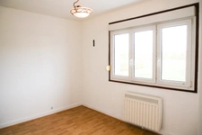Grand pavillon familial 6 chambres 136 m² habitables avec sous-sol et vaste terrasse – Sivry-sur-Meuse 