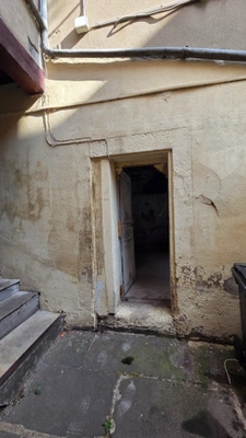 À VENDRE – MOULINS (03) -  2 LOCAUX COMMERCIAUX À AMÉNAGER – 45 000 € FAI 