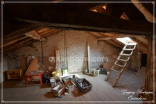 Maison rénovée au cœur du village 5 pièces SAINT LAURENT DE NESTE (65)