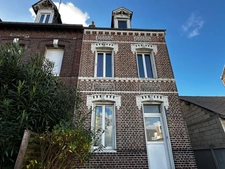 Maison de ville avec extérieur