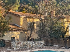 Magnifique Maison à Bagnols-sur-Cèze avec Piscine et Poolhouse à vendre 9 pièces BAGNOLS SUR CEZE (30)