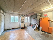 Maison individuelle avec 5 chambres sur 550 m² de terrain- Fort potentiel