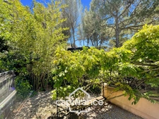 PONT ROYAL ESTATE AND GOLF COURSE: Charming single-story villa on a 524 m² plot, 3 bedrooms, swimming pool, garage + parking space 