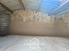 Camps la source, proche de Brignoles maison de village de 148 m2 à terminer plusieurs possibilités  d'aménagement