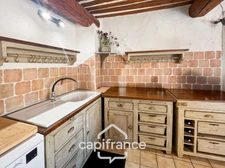 Authentic 118 m2 stone village house, air-conditioned, 50 m2 terrace, outdoor kitchen, double garage, attic, three beautiful bedrooms, 2 bathrooms, laundry room  