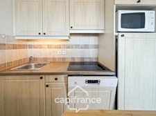 Domaine de Pont ROYAL between CIEL & LUBERON, well-maintained 40m2 top-floor apartment with panoramic views, terrace, and residential area with swimming pool