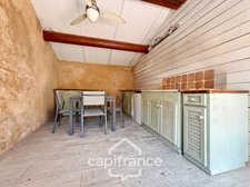 Authentic 118 m2 stone village house, air-conditioned, 50 m2 terrace, outdoor kitchen, double garage, attic, three beautiful bedrooms, 2 bathrooms, laundry room  