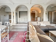 GOLF DE PONT  ROYAL, Villa de plain pied de 127 m² climatisée sur un terrain de 995 m², bordure de fairway, piscine