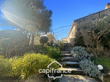 LES TAILLADES, detached single-storey house of 210 m2 in the countryside, 4 bedrooms, on a plot of approximately 2900 m2, swimming pool