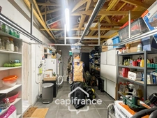 ALLEINS maison de plain pied  de 2021,RT 2012, sous garantie : 101 m2  + un garage établie sur une parcelle de 500 m2, 3 chambres, garage, jardin   