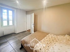 Mas en campagne à vendre 250m² à MOLLEGES, 4 chambres, beaux volumes , terrain 5 000m², piscine,  calme et sérénité   