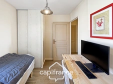 DOMAINE DE PONT ROYAL, BASTIDON climatisé et  meublé , 3 vraies chambres de  62 m2 avec vue dégagée,  piscine Résidentielle, emplacement  pour le véhicule 