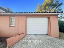 GOLF DE PONT  ROYAL, Villa de plain pied de 127 m² climatisée sur un terrain de 995 m², bordure de fairway, piscine