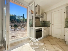 PONT ROYAL GOLF COURSE: Charming, light-filled bastide of 140 m² set on a 657 m² plot, 4 bedrooms including a master suite, 2 bathrooms, swimming pool, double garage