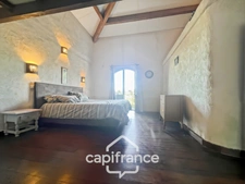 Domaine et Golf de Pont Royal, beautiful 290 m2 property set on a 2600 m2 plot, five bedrooms, an office, swimming pool, pool house, triple garage     