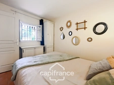 RENOVATED apartment WITH panoramic VIEW, double terrace of 30 m2, 2 bedrooms, new kitchen, parking space under the residence.