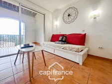 DOMAINE DE PONT ROYAL Furnished top floor apartment with open view 31m2 and 7m2 loggia, 1 double bedroom & bathroom  