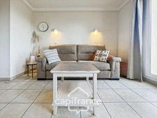 Domaine de Pont ROYAL between CIEL & LUBERON, well-maintained 40m2 top-floor apartment with panoramic views, terrace, and residential area with swimming pool