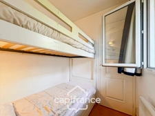 GOLF de PONT ROYAL appartement exceptionel  de 54 m2 en rez de jardin, double terrasse, 3 chambres, 1 salle de bain , 1 salle d'eau, grande loggia, place de parking