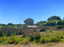 Authentic 118 m2 stone village house, air-conditioned, 50 m2 terrace, outdoor kitchen, double garage, attic, three beautiful bedrooms, 2 bathrooms, laundry room  