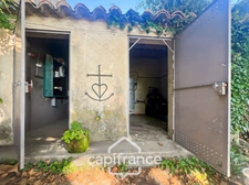 Mas en campagne à vendre 250m² à MOLLEGES, 4 chambres, beaux volumes , terrain 5 000m², piscine,  calme et sérénité   