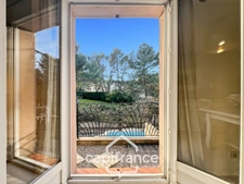 PONT ROYAL ESTATE AND GOLF COURSE: Charming single-story villa on a 524 m² plot, 3 bedrooms, swimming pool, garage + parking space 