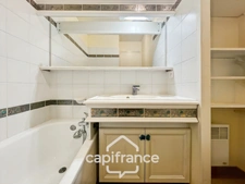 PONT ROYAL, Résidence du Lac, 30 m2 apartment with panoramic view of the lake, beautiful exposure, located on the 2nd and last floor 