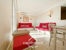 DOMAINE DE PONT ROYAL, BASTIDON climatisé et  meublé , 3 vraies chambres de  62 m2 avec vue dégagée,  piscine Résidentielle, emplacement  pour le véhicule 