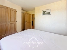 PONT ROYAL ESTATE - RESIDENTIAL AREA - 68 SQM AIR-CONDITIONED APARTMENT WITH TWO AIR-CONDITIONED BEDROOMS, TERRACE, SWIMMING POOL, COTTAGE, AND PARKING SPACE 