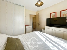 DOMAINE DE PONT ROYAL, BASTIDON climatisé et  meublé , 3 vraies chambres de  62 m2 avec vue dégagée,  piscine Résidentielle, emplacement  pour le véhicule 
