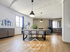 MALLEMORT, fully renovated village house of 115 m2, very well maintained, 1 floor, spacious rooms, 3 bedrooms, 2 bathrooms, well located, outdoor space, storage room 