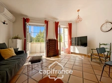  RARE FIND ON THE PONT ROYAL ESTATE – LUXURY APARTMENT WITH TERRACE, UNINTERRUPTED VIEWS AND PRIVATE POOL