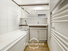 Domaine et golf de Pont Royal, apartment in the lakeside residence, 42 m², lake view, south-facing terrace, parking space, shared cellar  