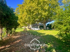 Mas en campagne à vendre 250m² à MOLLEGES, 4 chambres, beaux volumes , terrain 5 000m², piscine,  calme et sérénité   