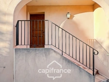 Local/bureau / appartement T2  à vendre MALLEMORT avec sa piscine résidentielle  au domaine de Pont Royal 