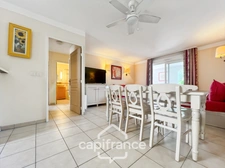 Domaine de Pont Royal, BEAUTIFUL APARTMENT of 58 m2 GROUND FLOOR, DOUBLE TERRACE, UNDERGROUND PARKING, SWIMMING POOL