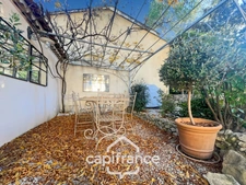 PONT ROYAL GOLF COURSE: Charming, light-filled bastide of 140 m² set on a 657 m² plot, 4 bedrooms including a master suite, 2 bathrooms, swimming pool, double garage